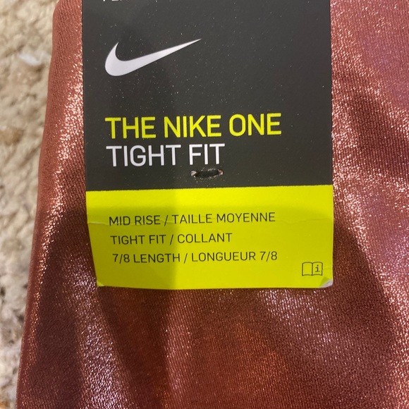 Nike One Icon Shimmer 7/8 Training Leggings 1X NWT - Picture 7 of 8